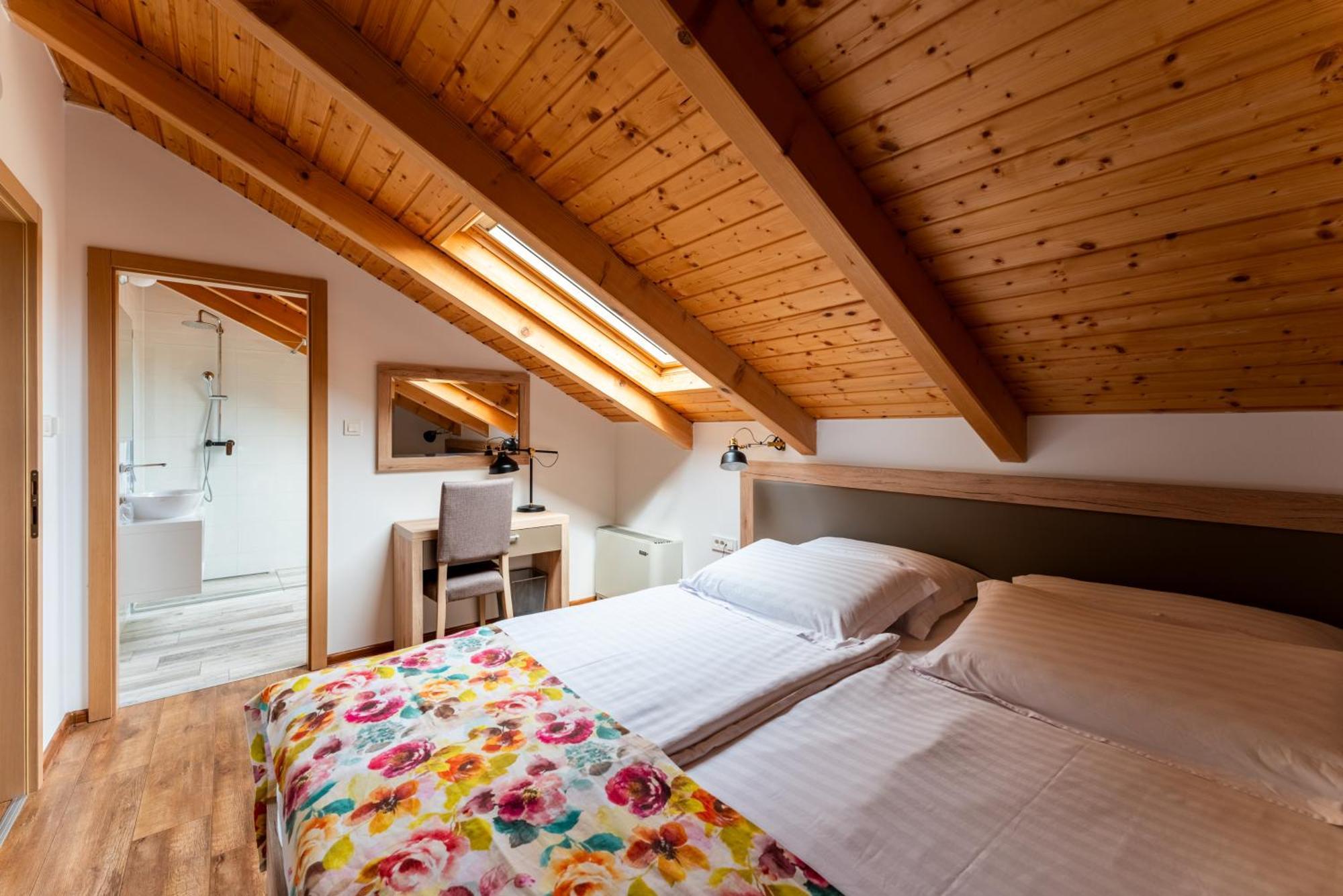 Bed&Breakfast Vinarija Coner 别洛瓦尔 外观 照片