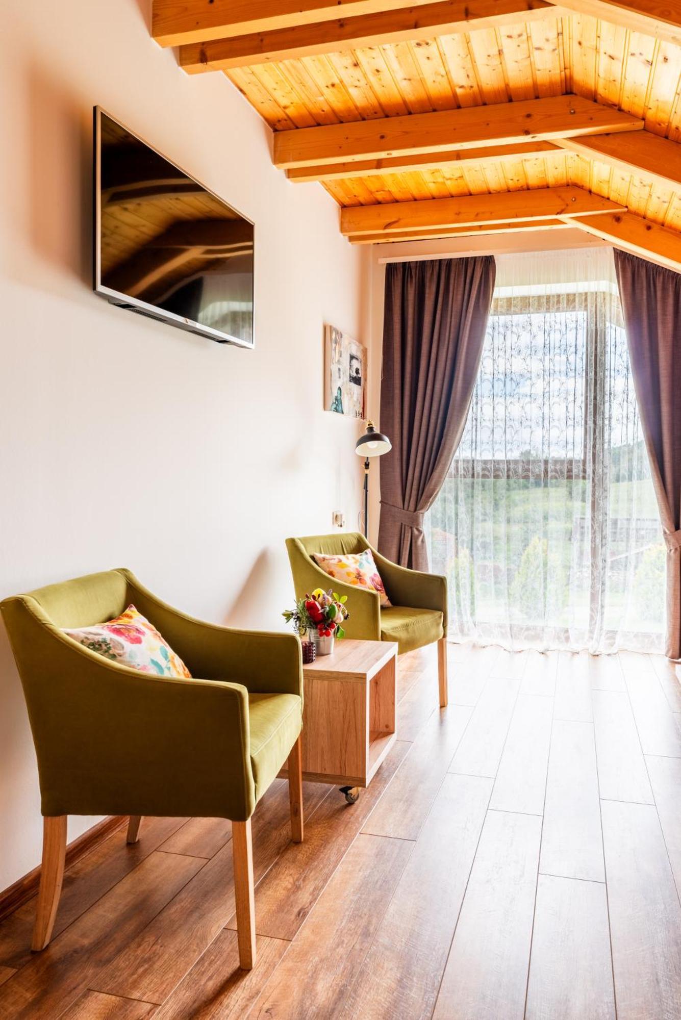 Bed&Breakfast Vinarija Coner 别洛瓦尔 外观 照片