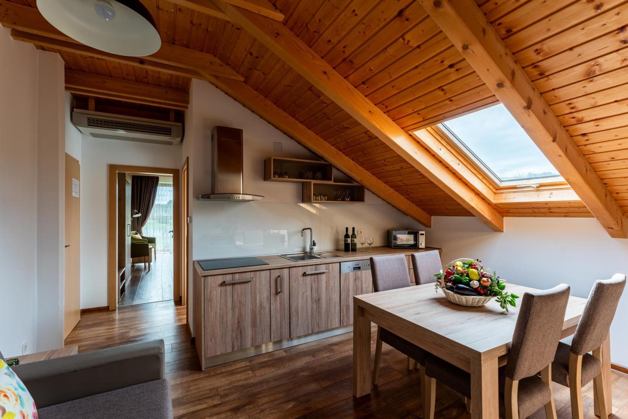 Bed&Breakfast Vinarija Coner 别洛瓦尔 外观 照片