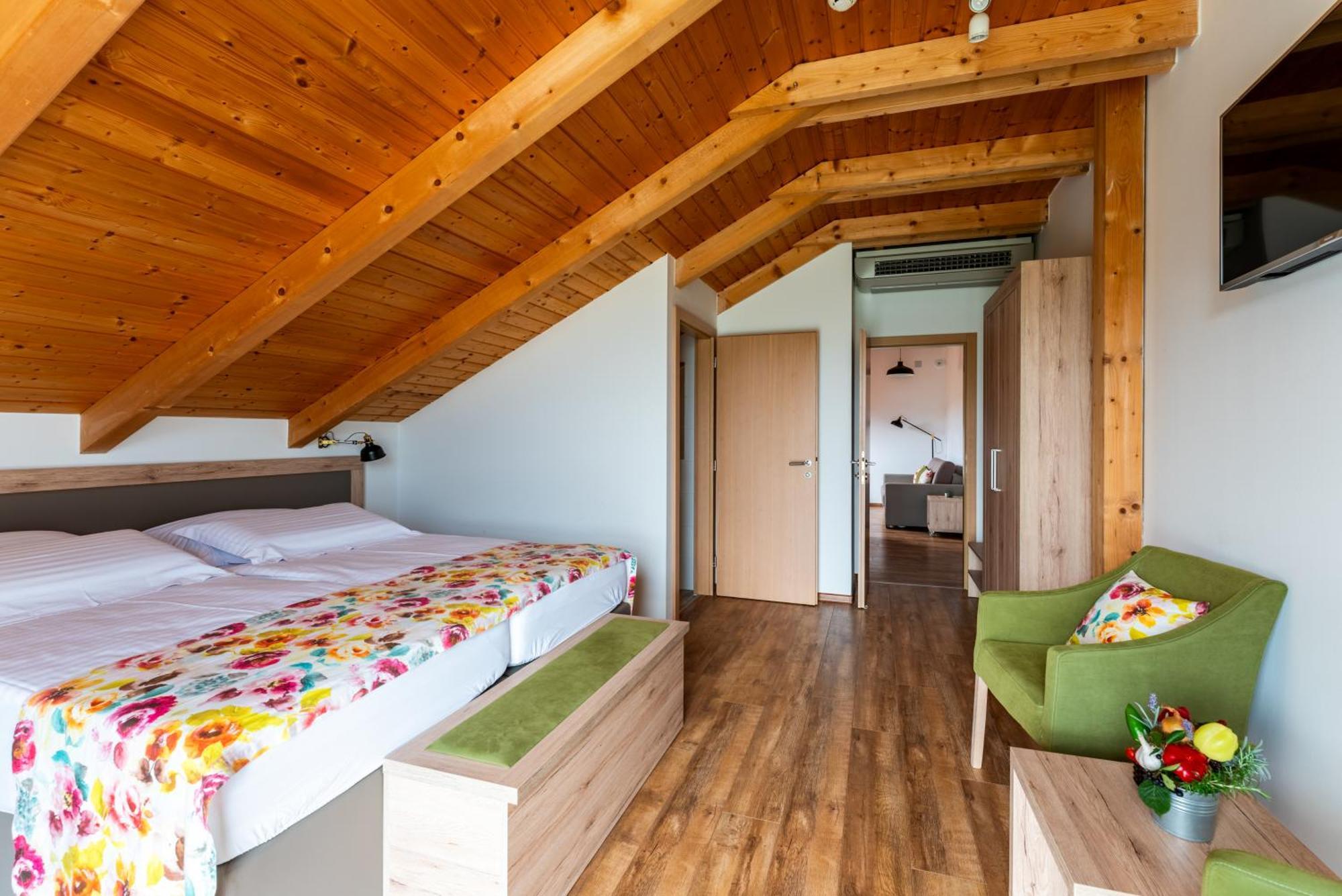 Bed&Breakfast Vinarija Coner 别洛瓦尔 外观 照片