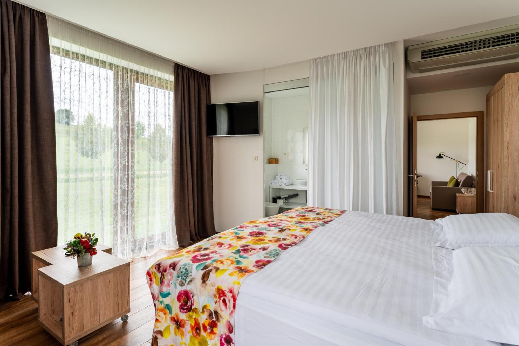 Bed&Breakfast Vinarija Coner 别洛瓦尔 外观 照片