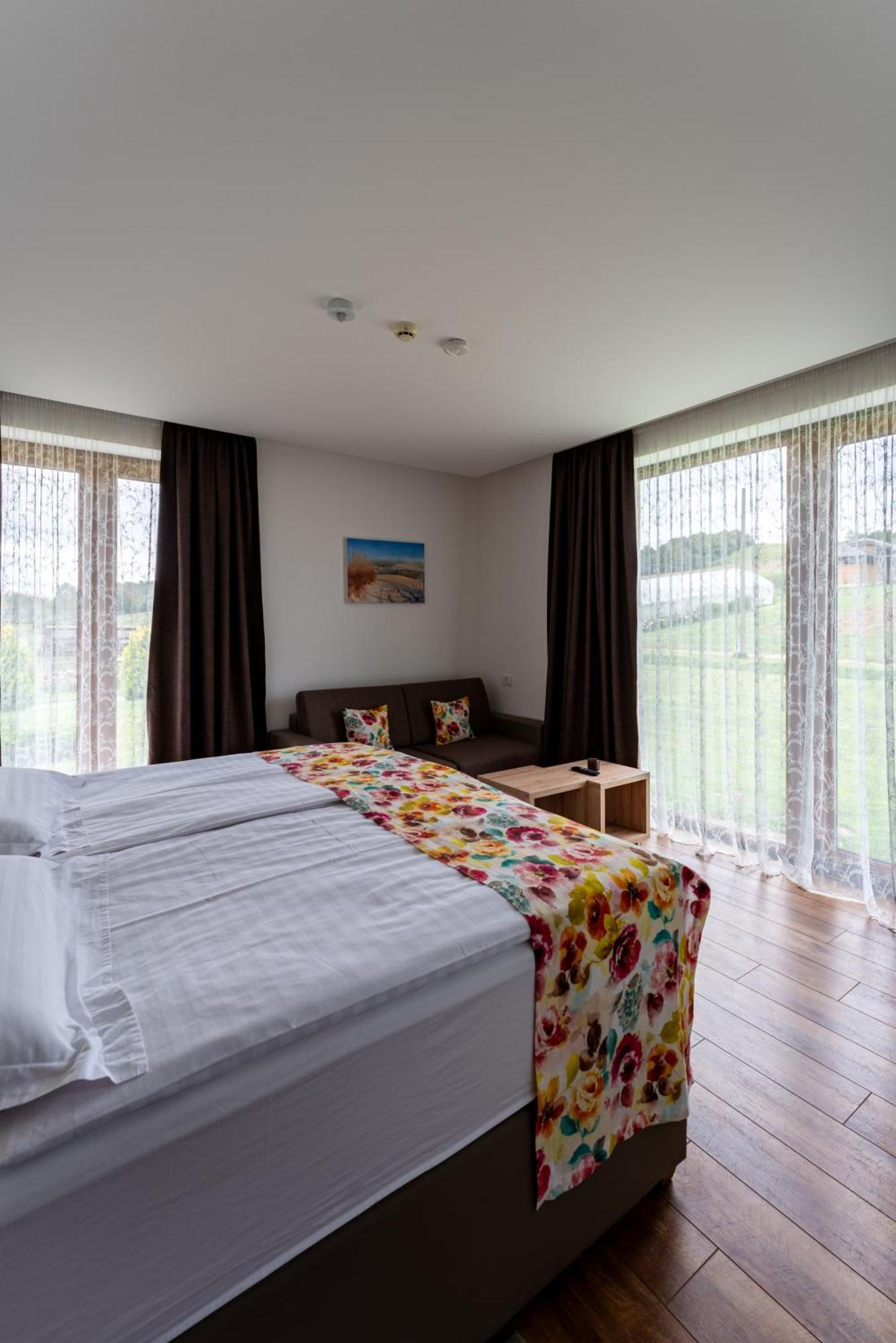 Bed&Breakfast Vinarija Coner 别洛瓦尔 外观 照片