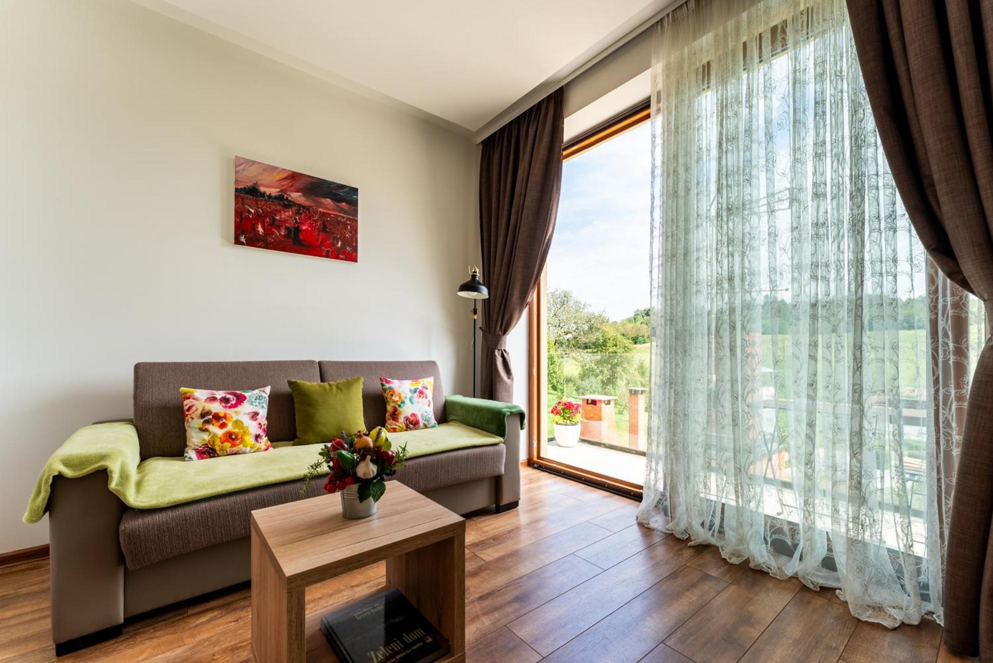Bed&Breakfast Vinarija Coner 别洛瓦尔 外观 照片
